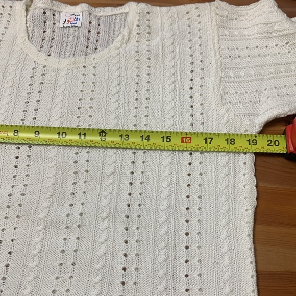 Egyptian NWOT Acrylic Sweater, Ivory, Short Sleeve, Loose Cable Knit,Light - Picture 7 of 11
